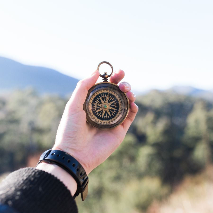https://www.canva.com/photos/MADQ42nqNoE/